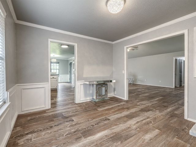 1523 E Twin Brook Terrace, Mustang, OK 73064