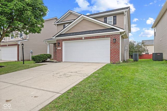 12318 Wolf Run Road, Noblesville, IN 46060
