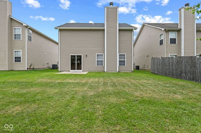 12318 Wolf Run Road, Noblesville, IN 46060