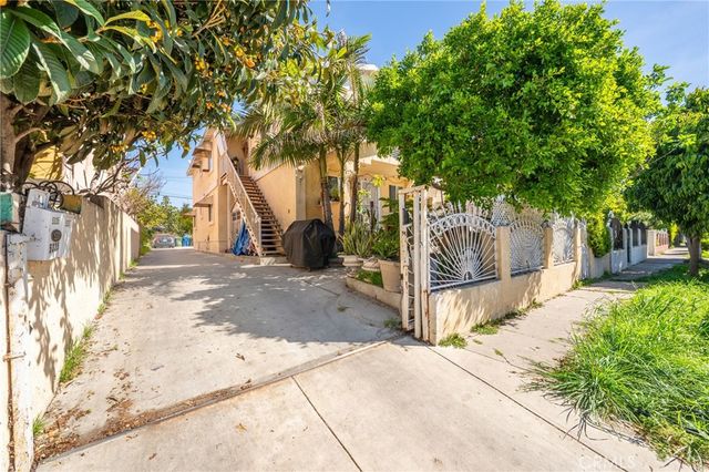 5335 Carlin, Los Angeles, CA 90016