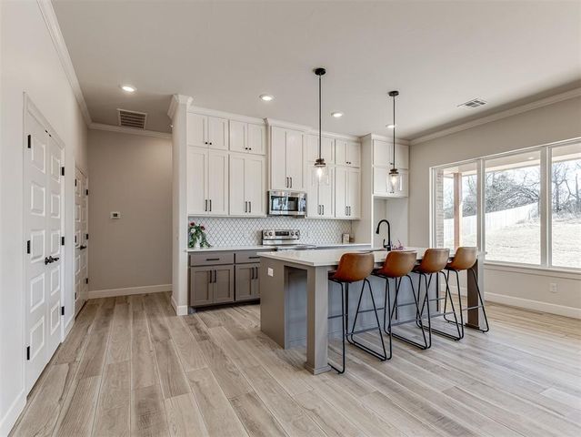 11370 Blue Heron Creek, Guthrie, OK 73044