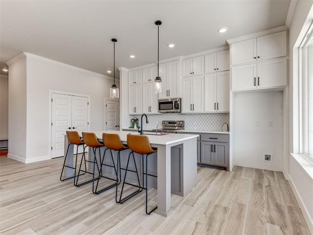 11370 Blue Heron Creek, Guthrie, OK 73044