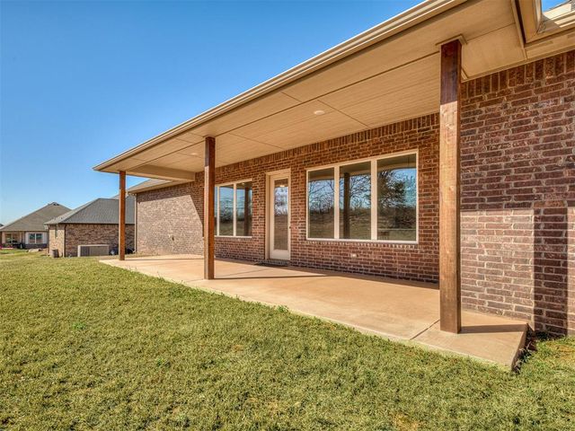 11370 Blue Heron Creek, Guthrie, OK 73044