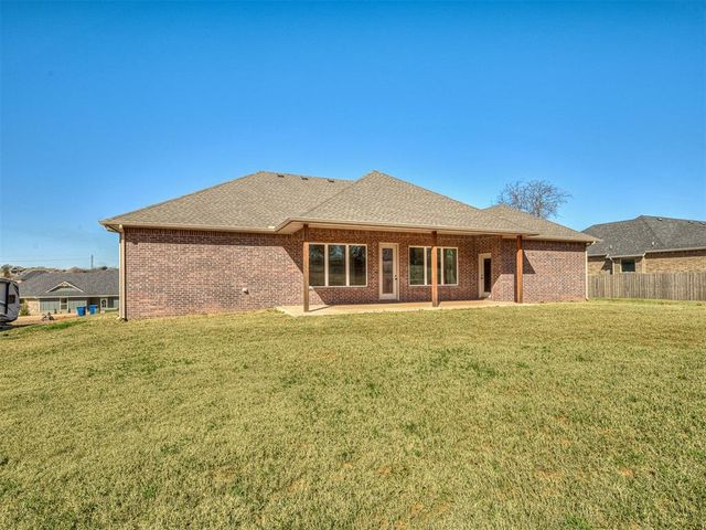 11370 Blue Heron Creek, Guthrie, OK 73044