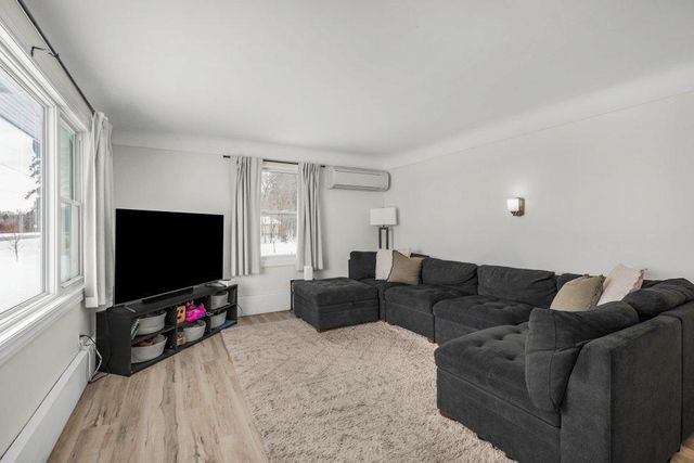 21856 Lake George Boulevard, Anoka, MN 55303