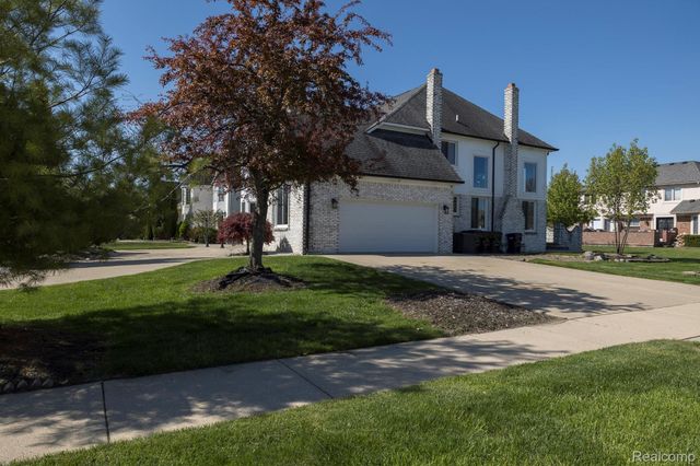 43211 Coralbean Ct Court, Sterling Heights, MI 48314