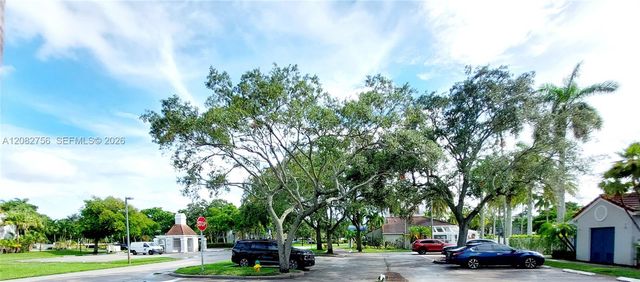 641 Lyons Road 11207, Coconut Creek, FL 33063