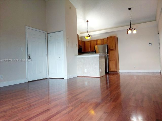 641 Lyons Road 11207, Coconut Creek, FL 33063