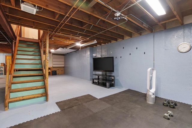 4611 Dennis Drive, Madison, WI 53704