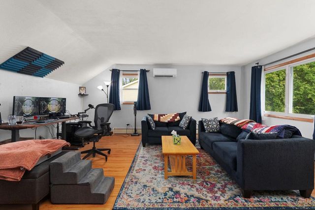 4611 Dennis Drive, Madison, WI 53704