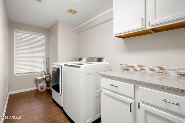 4410 W FALLEN LEAF Lane, Glendale, AZ 85310