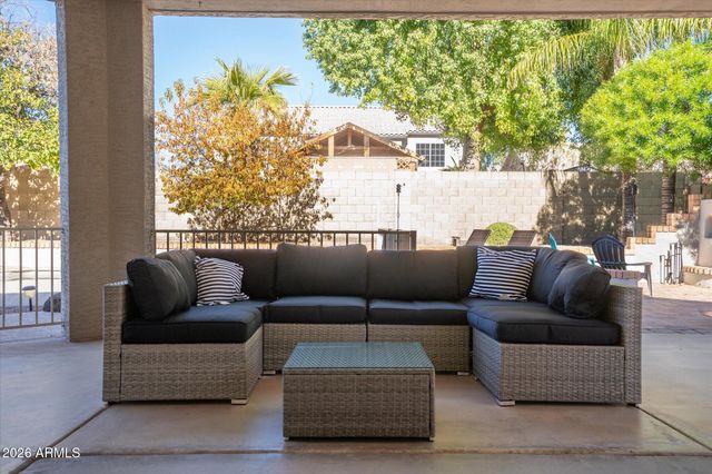 4410 W FALLEN LEAF Lane, Glendale, AZ 85310