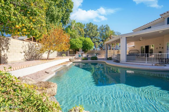 4410 W FALLEN LEAF Lane, Glendale, AZ 85310