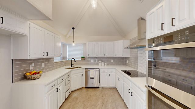 1010 Fairhaven Drive, Garland, TX 75040