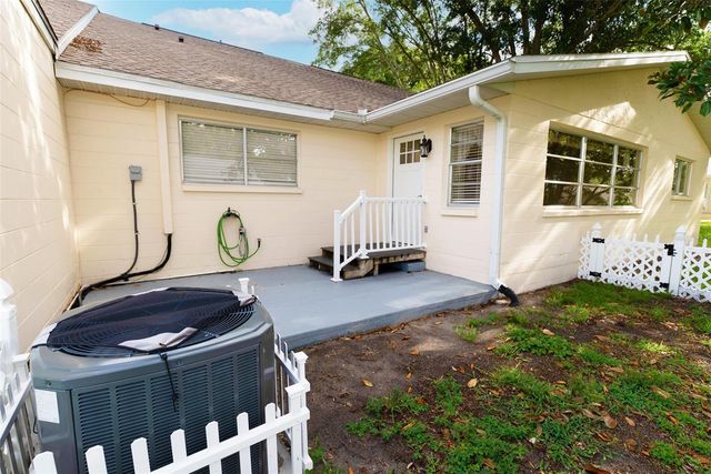 8743 SW 90TH LANE A, Ocala, FL 34481