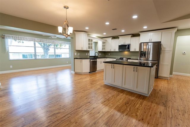 8743 SW 90TH LANE A, Ocala, FL 34481