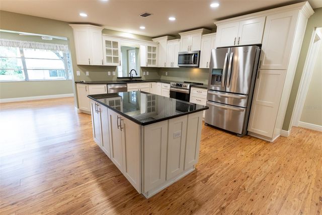 8743 SW 90TH LANE A, Ocala, FL 34481