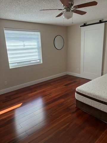 3328 7TH AVENUE N, St Petersburg, FL 33713