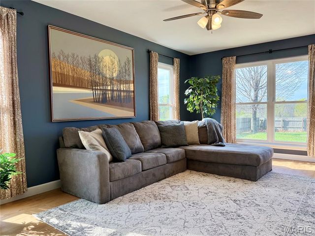 206 Summerwood Court, Moscow Mills, MO 63362