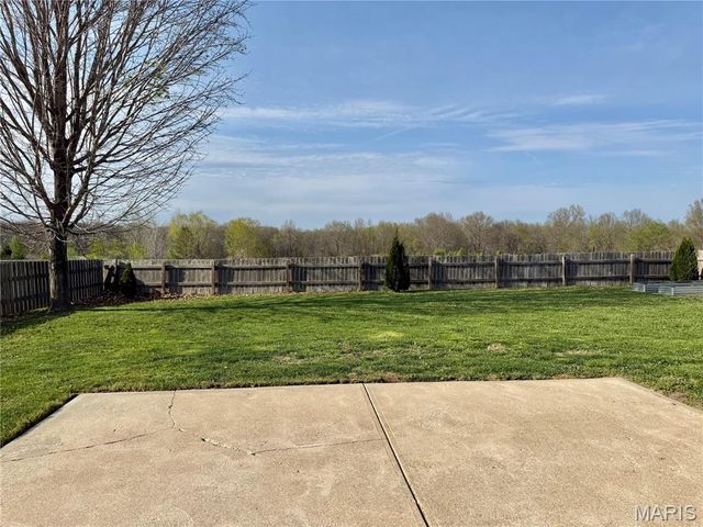 206 Summerwood Court, Moscow Mills, MO 63362