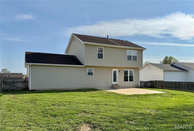 206 Summerwood Court, Moscow Mills, MO 63362