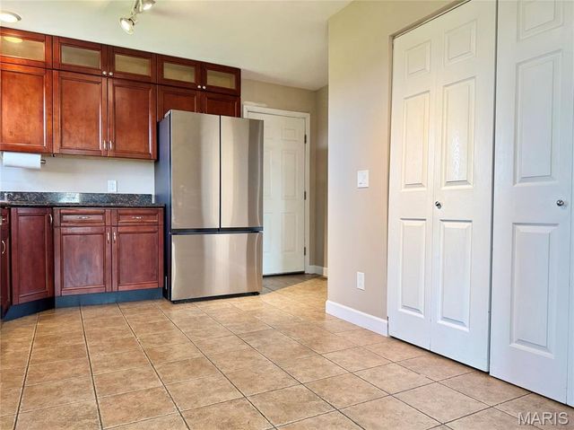 206 Summerwood Court, Moscow Mills, MO 63362