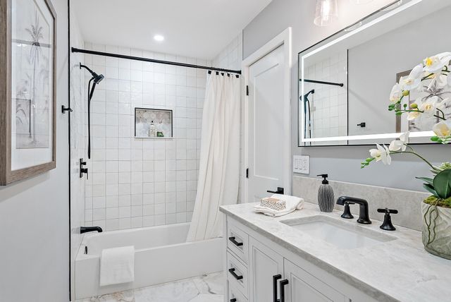 9 Old Fence Road, Palm Beach Gardens, FL 33418