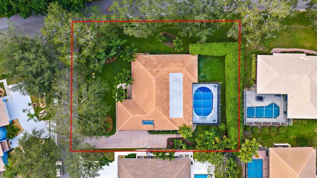 9 Old Fence Road, Palm Beach Gardens, FL 33418