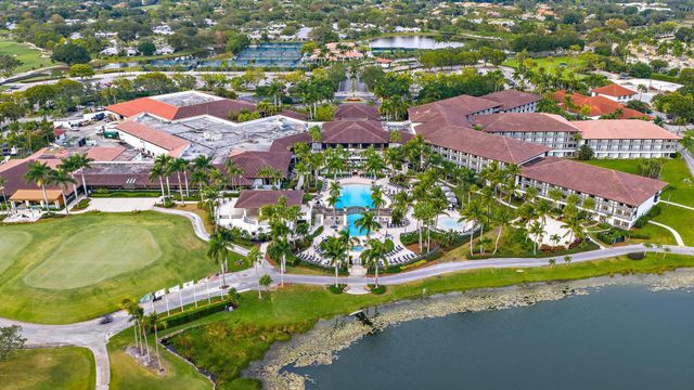 9 Old Fence Road, Palm Beach Gardens, FL 33418