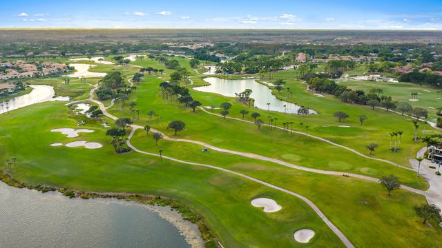 9 Old Fence Road, Palm Beach Gardens, FL 33418