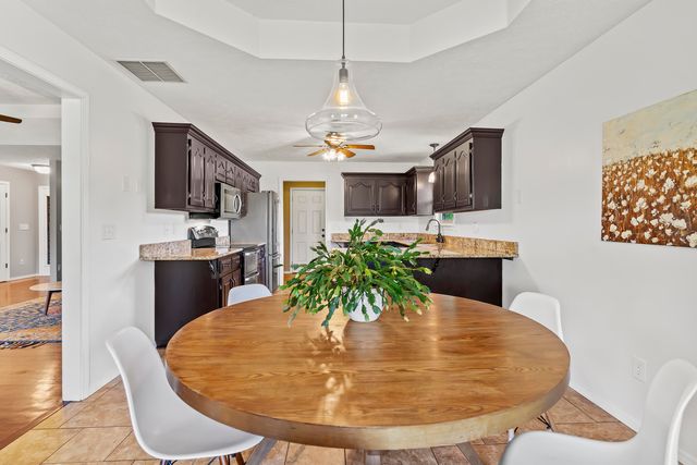 7103 W Farm Road 94, Springfield, MO 65803
