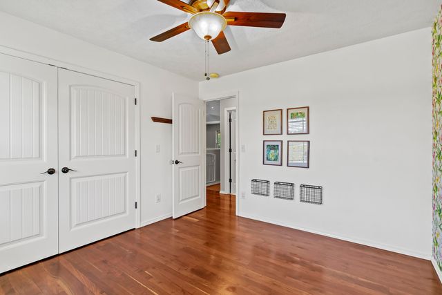 7103 W Farm Road 94, Springfield, MO 65803