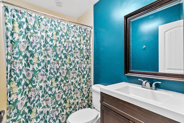 7103 W Farm Road 94, Springfield, MO 65803