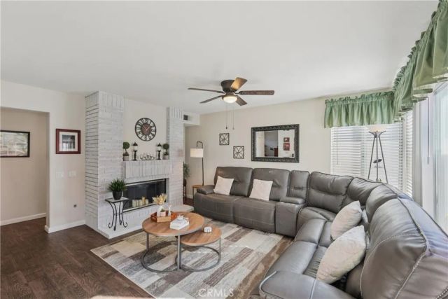 2380 Bloomfield, Corona, CA 92882