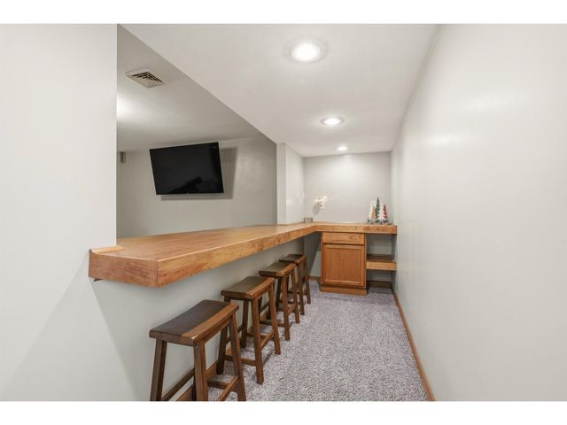 6231 E 600, Gas City, IN 46933