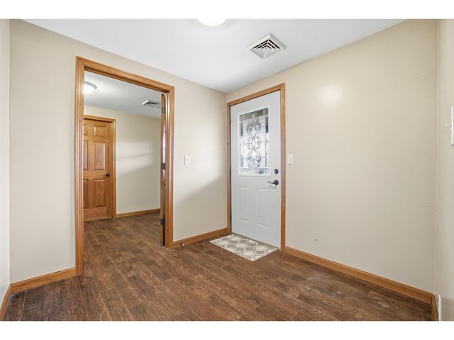 6231 E 600, Gas City, IN 46933