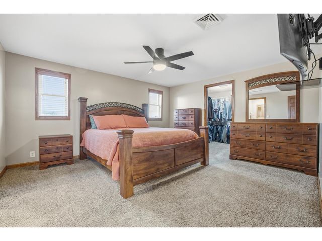 6231 E 600, Gas City, IN 46933