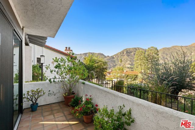 1622 Michael Lane, Pacific Palisades (los Angeles), CA 90272