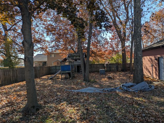 1517 Tiffany Court, Lowell, IN 46356