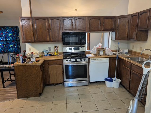 1517 Tiffany Court, Lowell, IN 46356