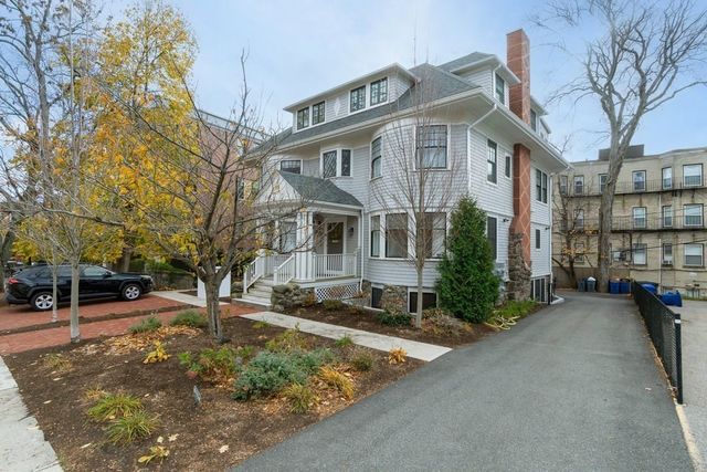 38 Englewood Ave. 2, Boston, MA 02135