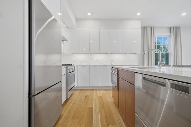 38 Englewood Ave. 2, Boston, MA 02135