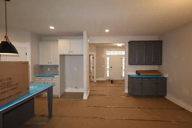 6956 Corsican Loop N, Hilliard, OH 43026