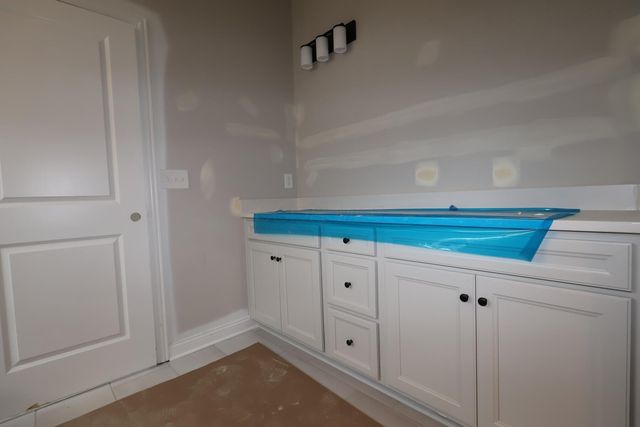 6956 Corsican Loop N, Hilliard, OH 43026