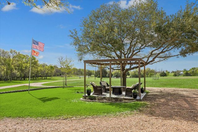 10222 Old Stagecoach Road, Chappell Hill, TX 77426