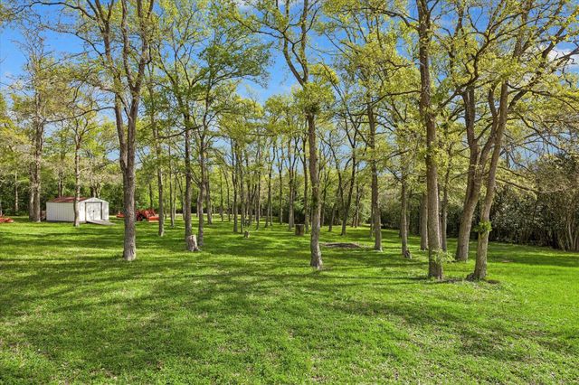 10222 Old Stagecoach Road, Chappell Hill, TX 77426