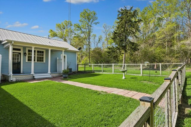 10222 Old Stagecoach Road, Chappell Hill, TX 77426