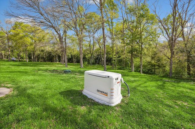 10222 Old Stagecoach Road, Chappell Hill, TX 77426