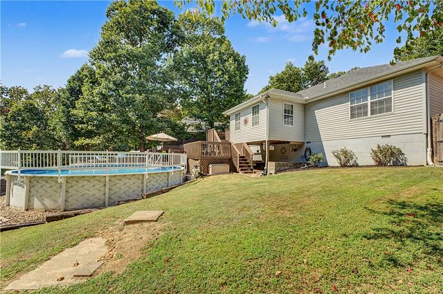 65 Granshire Drive, Bella Vista, AR 72714