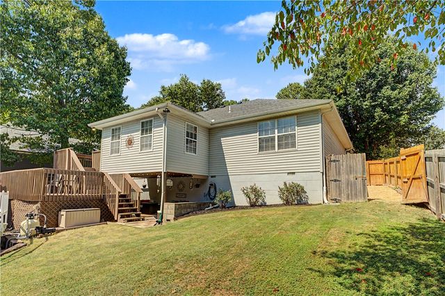 65 Granshire Drive, Bella Vista, AR 72714